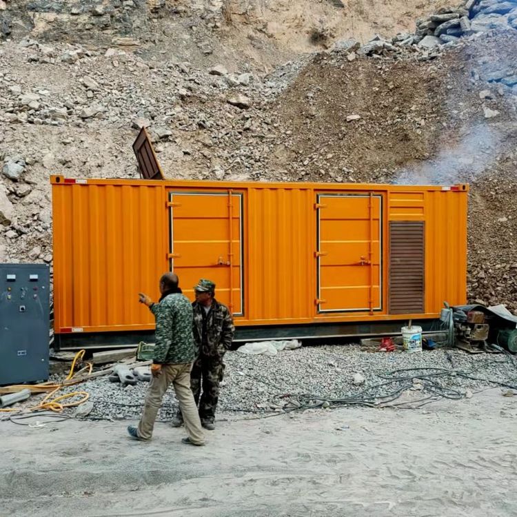 京山如何选择适合自己的 800KW 柴油发电机组?